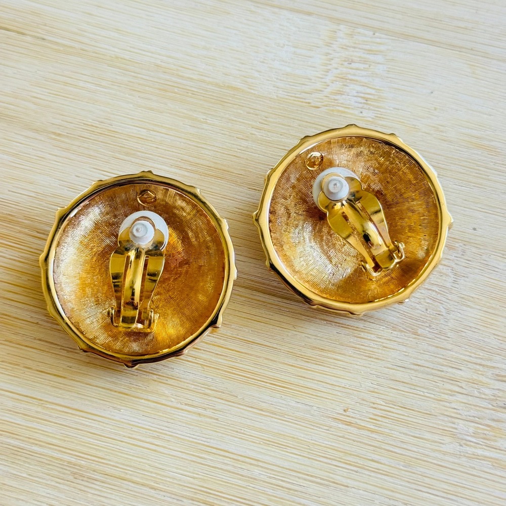 Swarovski Basket-Weave Earrings Signed Crystal Pave Chunky Regal Clip Round 90s - Picture 4 of 6